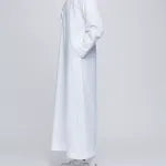 Omani White Jhubba